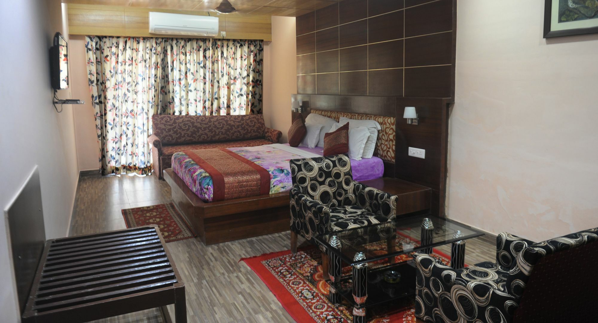 Hotel Sunny Vijoya Puri Dış mekan fotoğraf